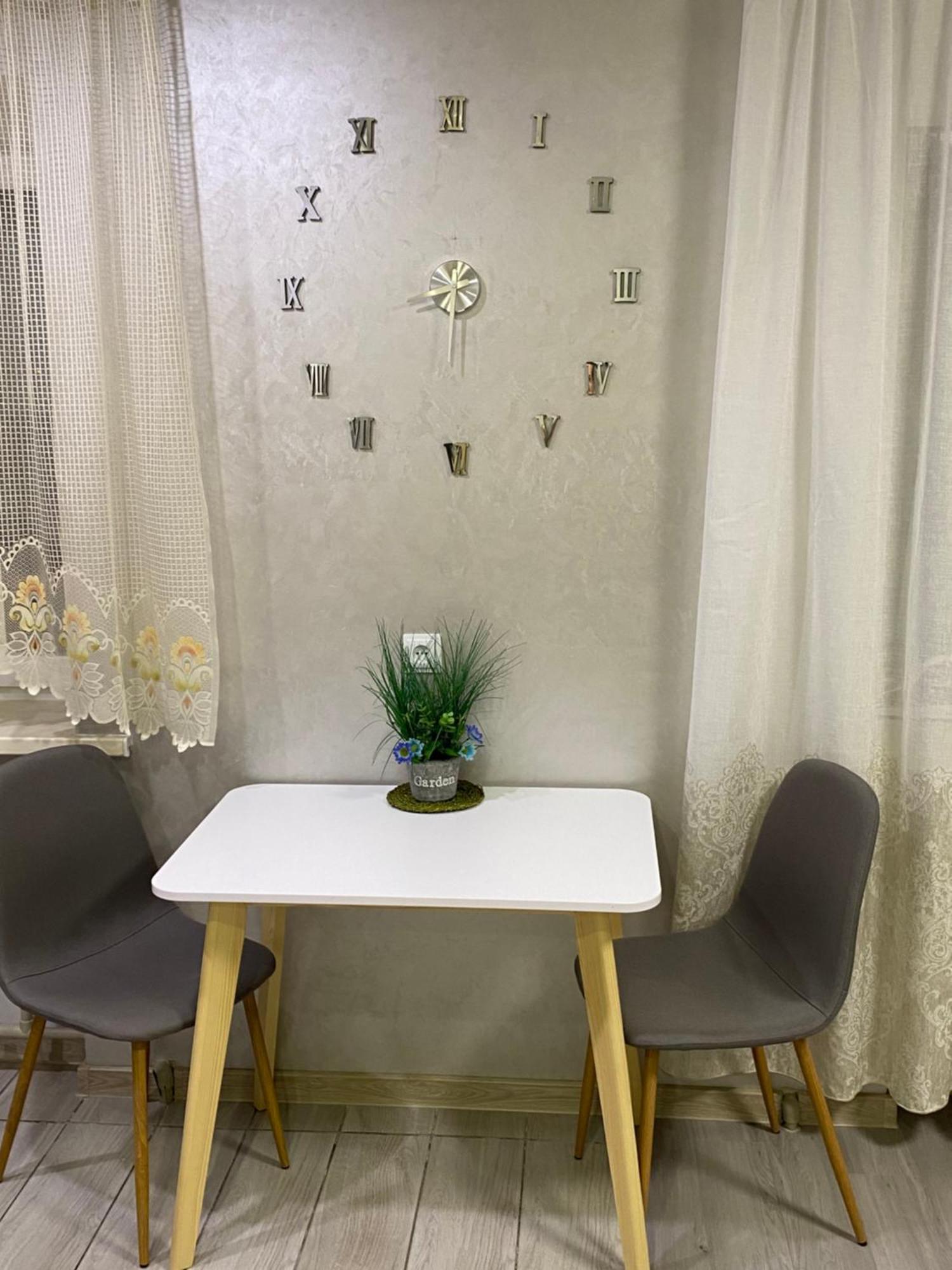 Apartments Апартамент Рабочая 81, Кирова Kirova Dnipro Ngoại thất bức ảnh