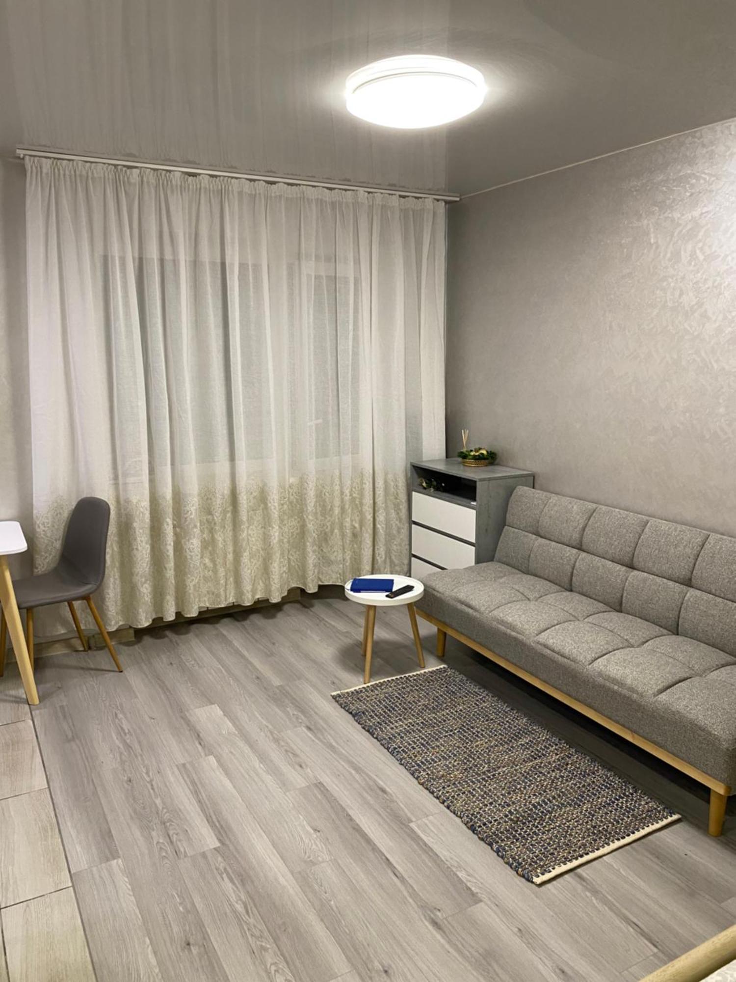 Apartments Апартамент Рабочая 81, Кирова Kirova Dnipro Ngoại thất bức ảnh